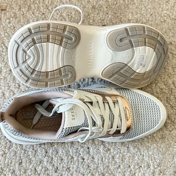 Skechers Street LA Memory Foam White and Gold Athletic Shoes Size 10 NIB - Picture 3 of 6
